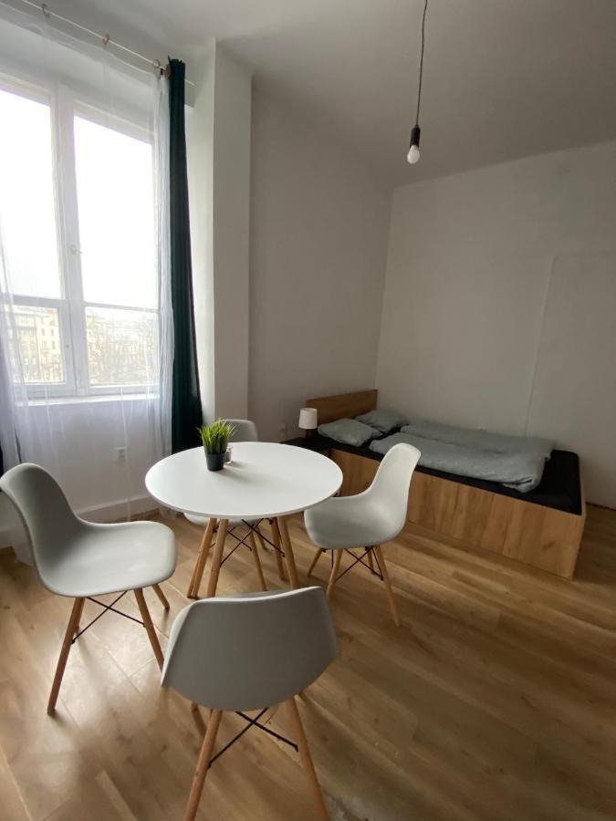 Cozy And Cheap Room In Old Town Krasków Δωμάτιο φωτογραφία